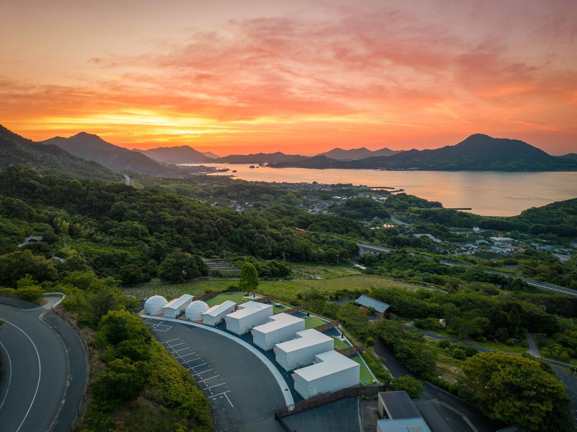 Lemon Farm Glamping Simanami Villa Onomichi Exteriör bild